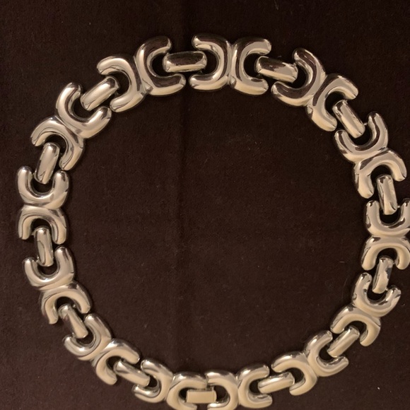 Statement silver tone collar necklace - Picture 3 of 3